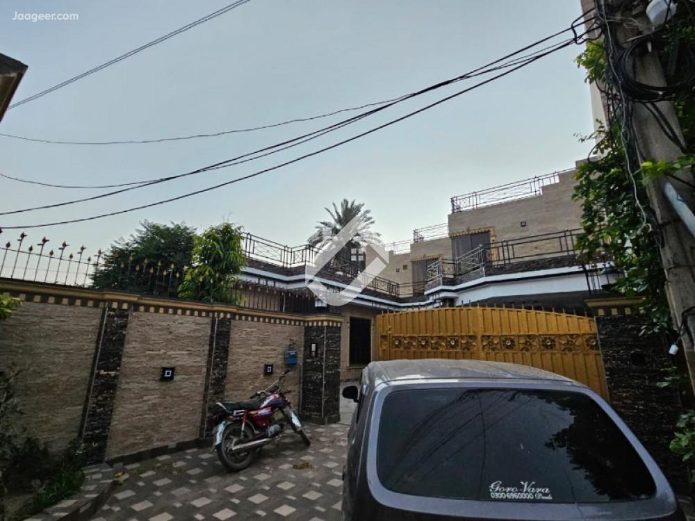 Main image 18 Marla House For Sale In Shairzaman Town Queen Road